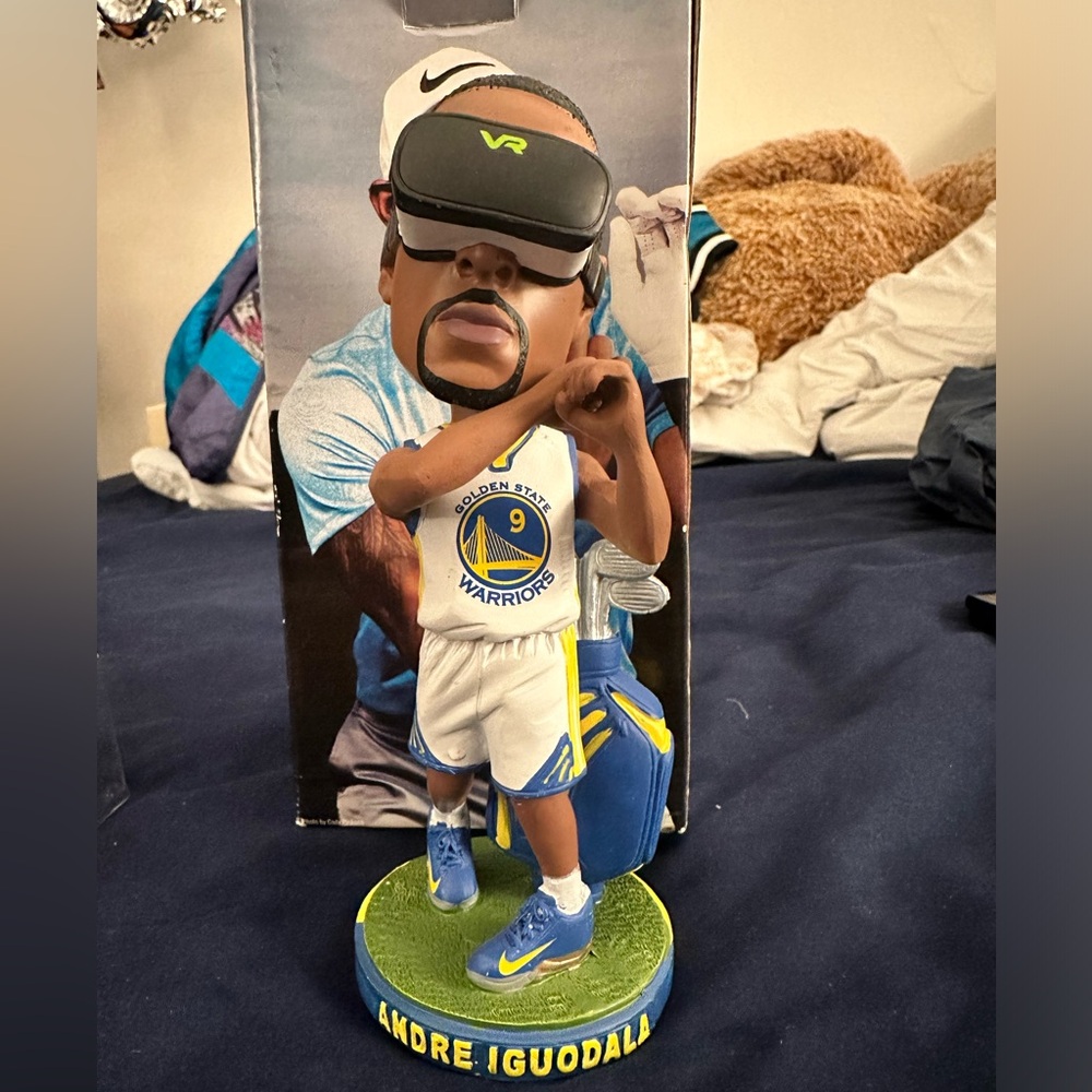 Golden State Warriors Andre Iguodala 2017 Limited Edition Hobby Bobblehead